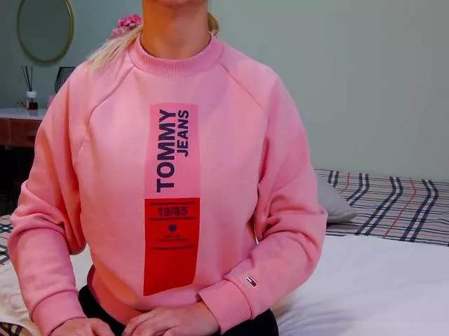 CelineConner on BongaCams 