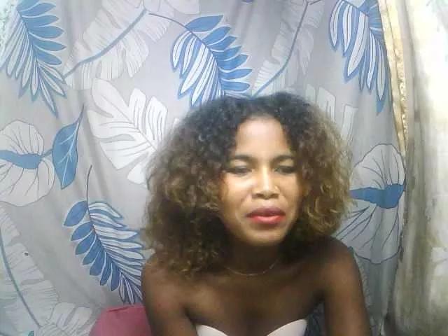 Freechat chaimah on BongaCams