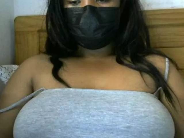 Chekinah on BongaCams