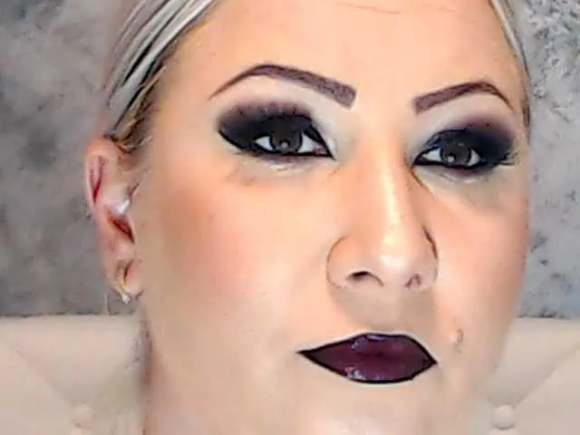 ClaudieTaylon on BongaCams