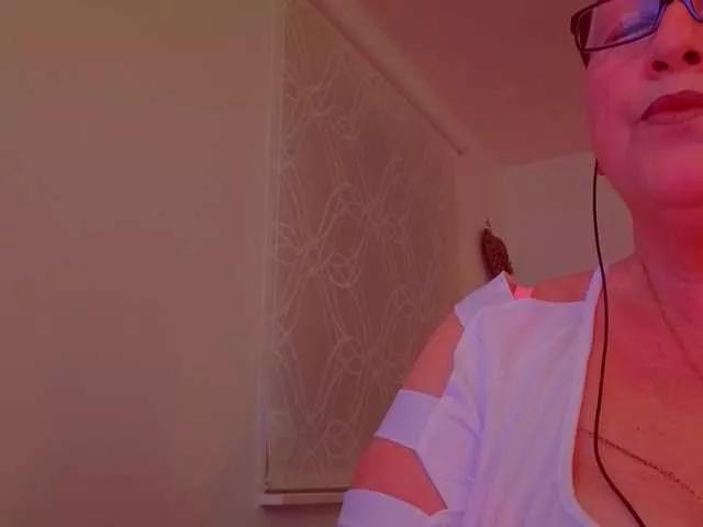 Offline Connyat99 on BongaCams