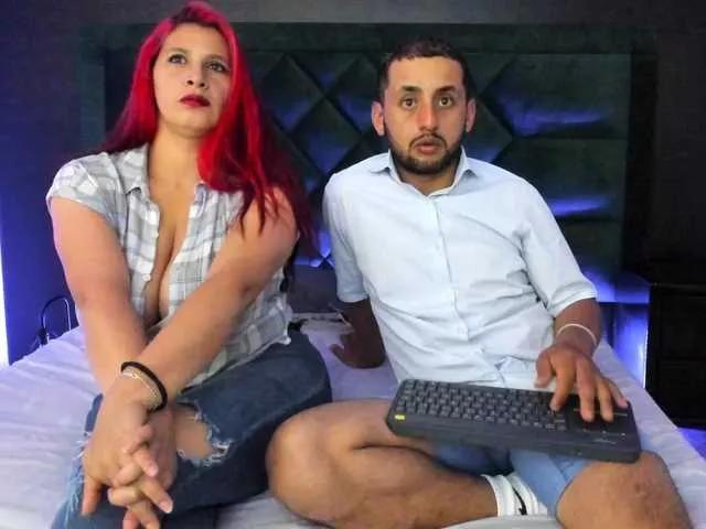 Couplee--hot on BongaCams 