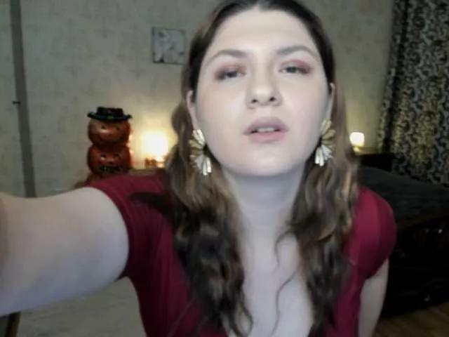 CrimsonDusk from BongaCams