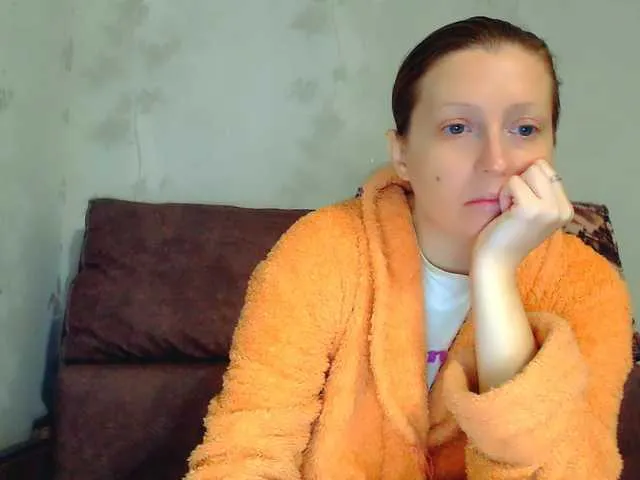 CrystallAngel on BongaCams
