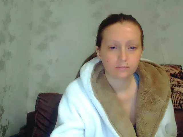 CrystallAngel on BongaCams