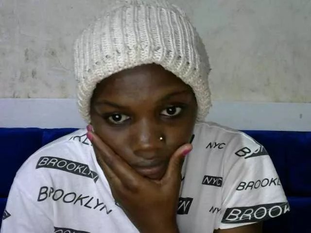 Offline Cuteallianah on BongaCams