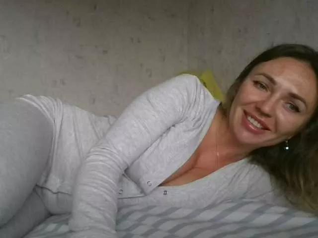 Offline CuteFngelina on BongaCams