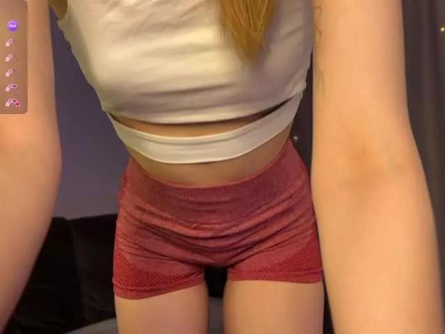 d0nt0uchmy4ss on BongaCams