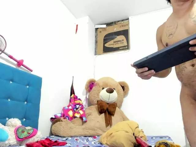 DamonyAlessia on BongaCams 
