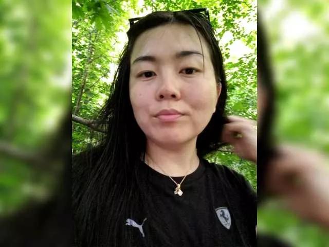 dasha922 on BongaCams