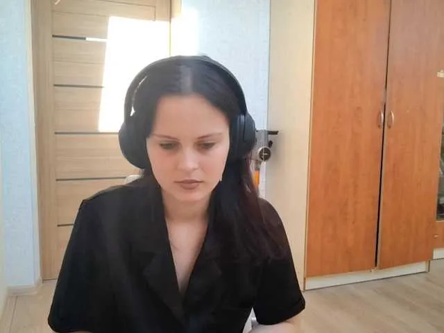 DelfinaStrauss on BongaCams