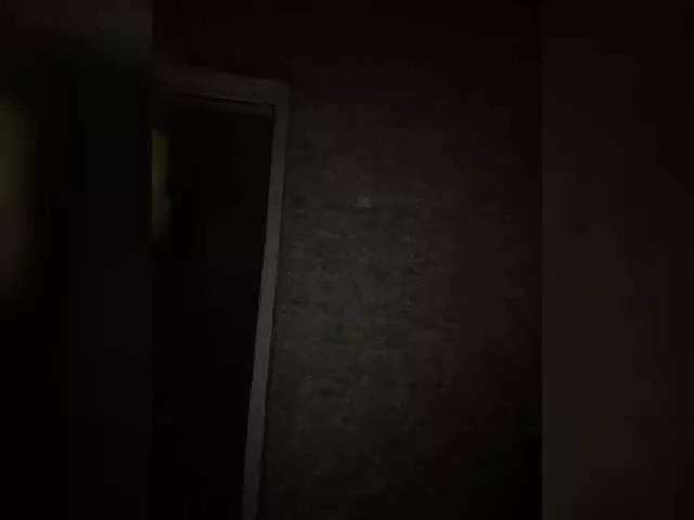 Slutty DiamondXx wants you to fuck her body now DiamondXx from BongaCams