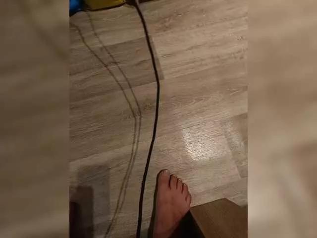 Offline directus on BongaCams