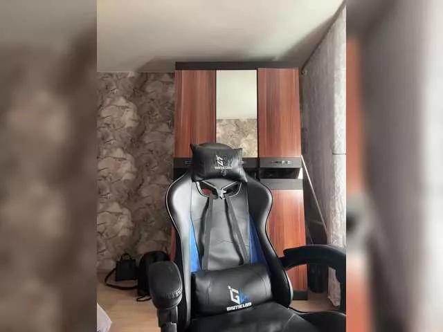dkarsar777 on BongaCams 