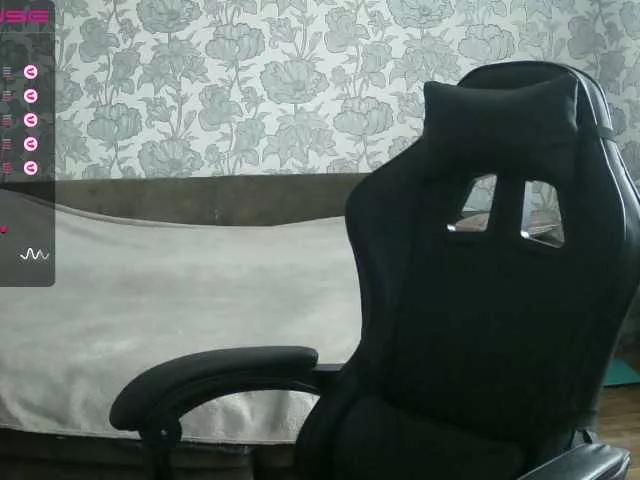 DrenaDavis on BongaCams 