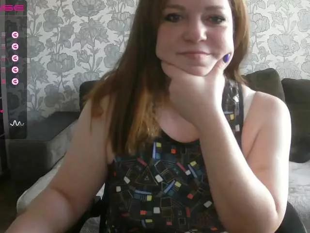 DrenaDavis on BongaCams 