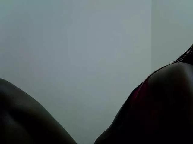 Ebonyrogan on BongaCams 