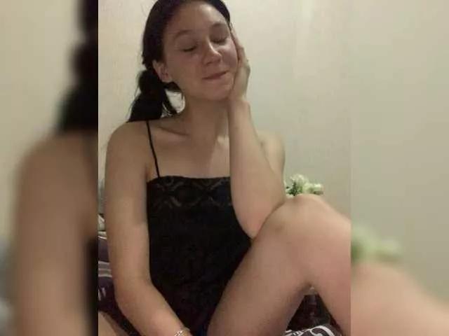 Edelveeys on BongaCams 