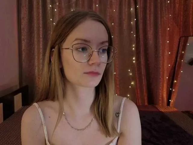 edlin-gail on BongaCams