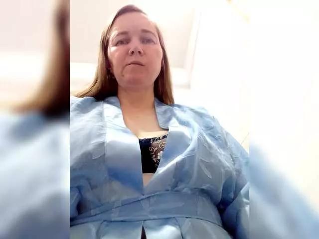 Offline Elena565-1 on BongaCams