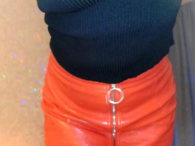 Offline Elenaza1001 on BongaCams