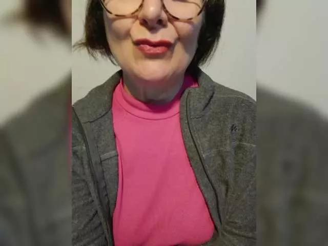 Try ElitalianMilf, she wants to masturbate for you ElitalianMilf from BongaCams