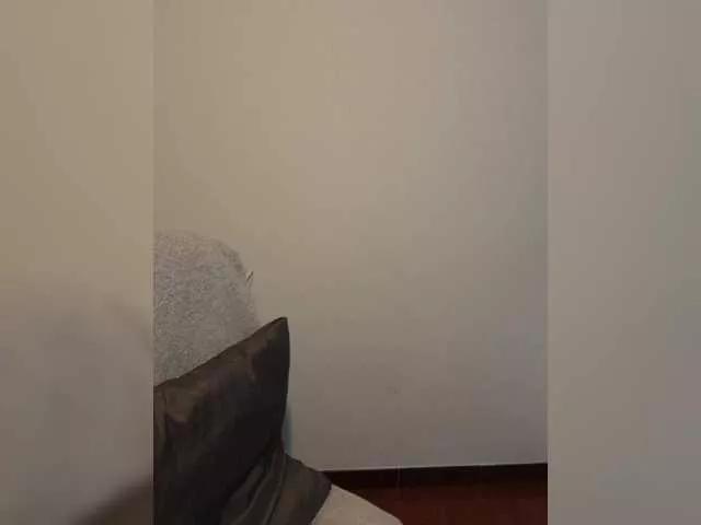 Offline ElitalianMilf on BongaCams