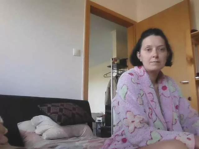 Emily-Jozef on BongaCams 