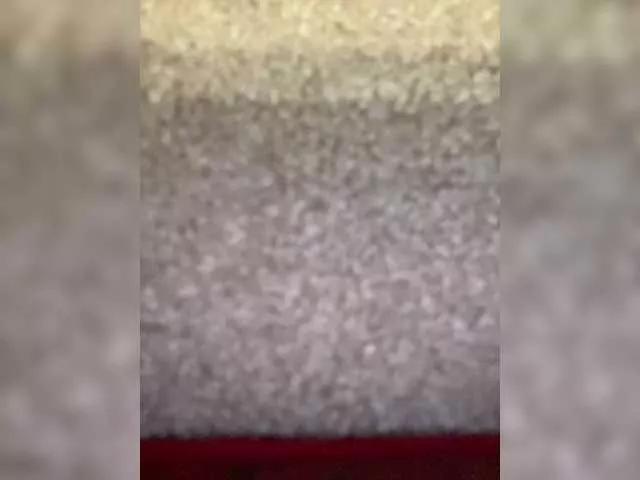 Offline Emmalove13 on BongaCams