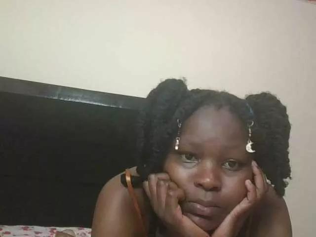 Explore Empressvee, she wants to masturbate for you Empressvee from BongaCams