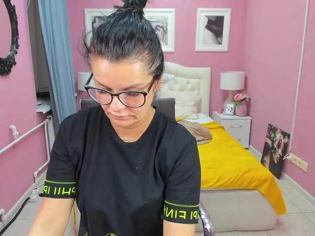 Offline EricalStewart on BongaCams