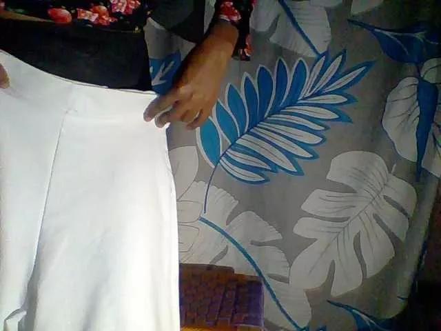 Estelahh on BongaCams