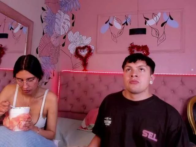 Offline Ethan-N-Abby on BongaCams