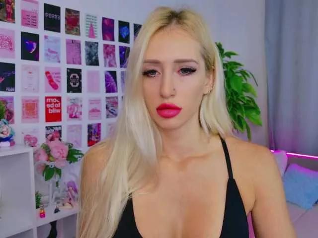 EvaRoss on BongaCams