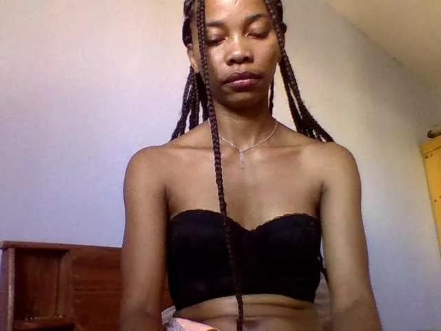 Fafah14 on BongaCams 