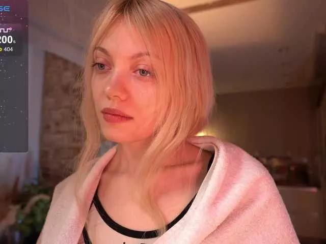 Cute Favdream wants you to fuck her body now favdream from BongaCams