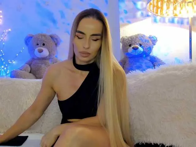 FeralFoxy on BongaCams