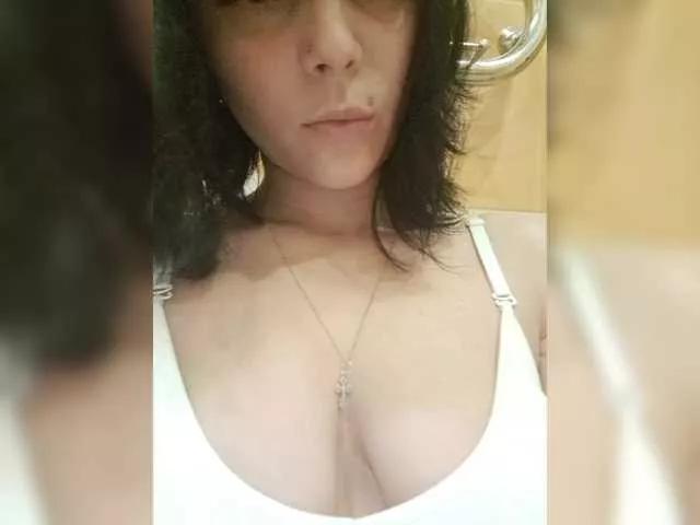Fifine on BongaCams 