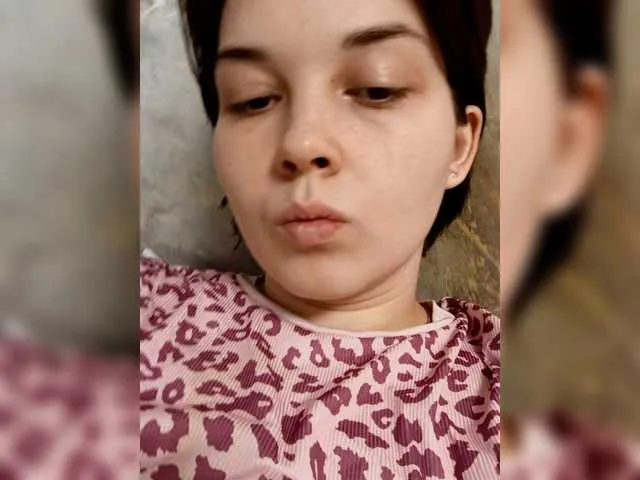 Offline FoxyLoVe01 on BongaCams