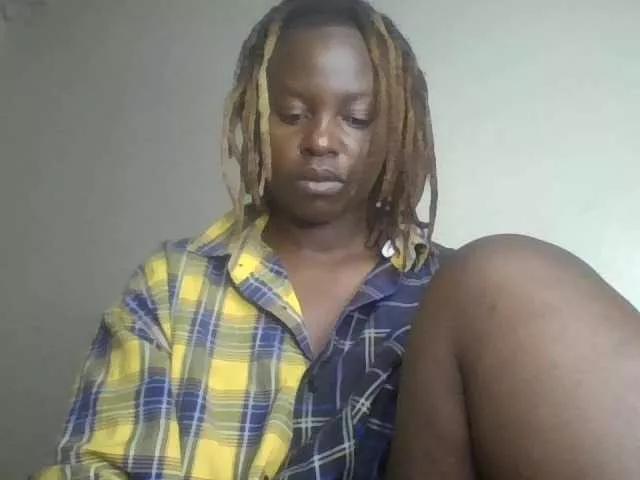 freakcurvy8 from BongaCams