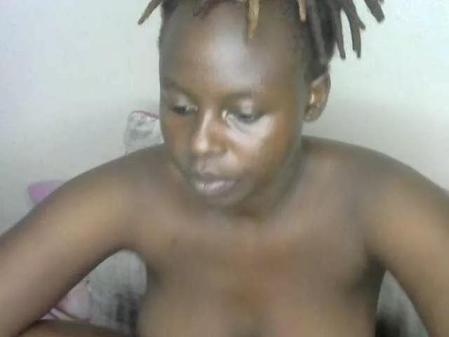 Offline freakcurvy8 on BongaCams