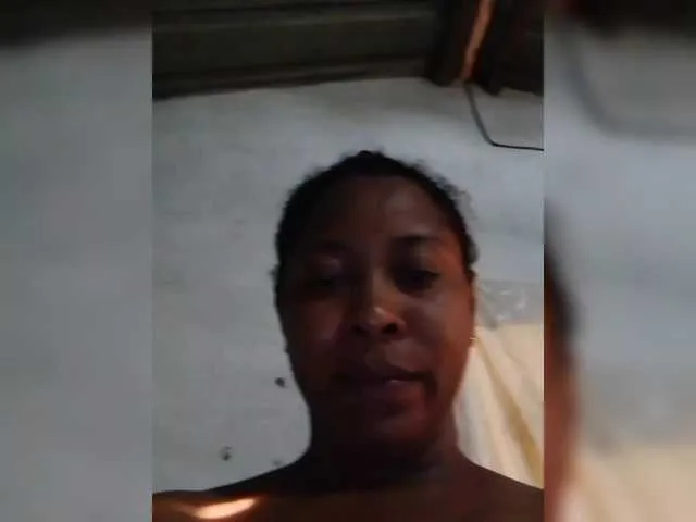 FredahSannie on BongaCams