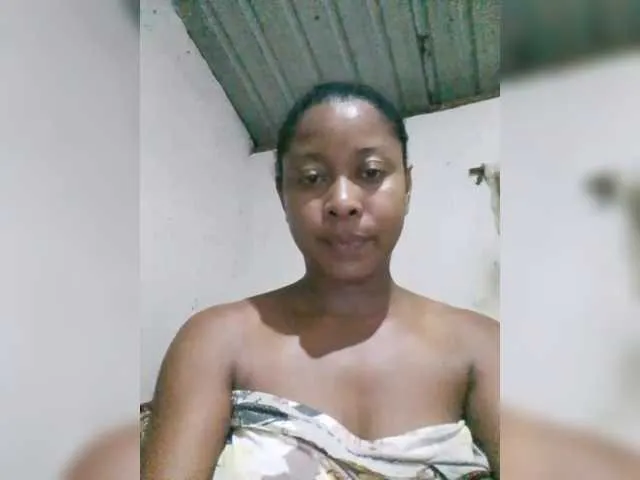 FredahSannie on BongaCams