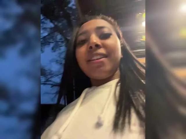 GabrielaLugo on BongaCams 
