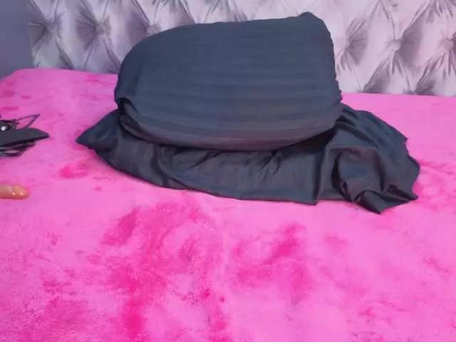 Offline Gabytaylor on BongaCams