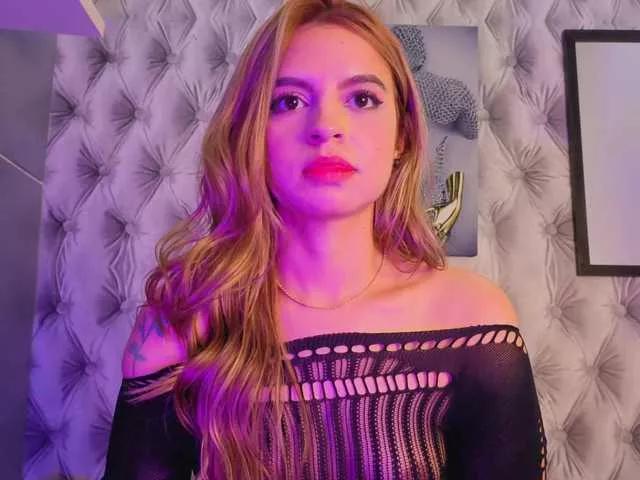 Offline Gabytaylor on BongaCams