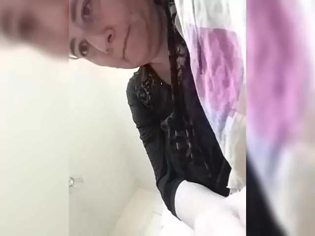 Offline gannalets on BongaCams