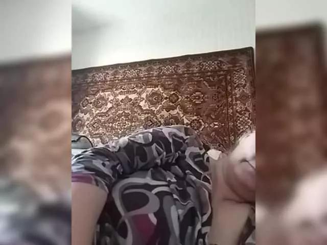 Offline gannalets on BongaCams