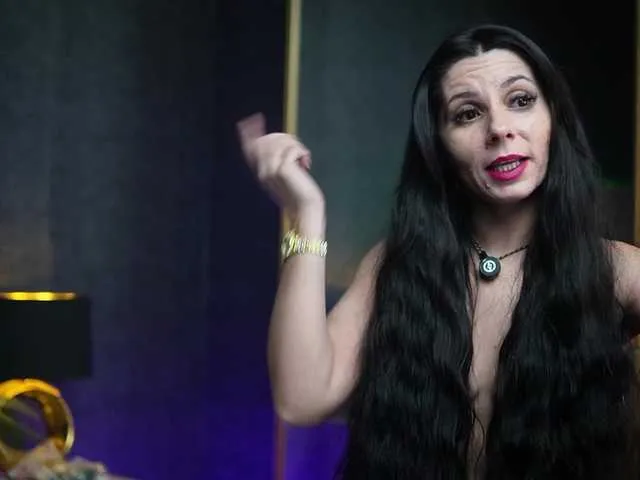 GiaEasyIce on BongaCams