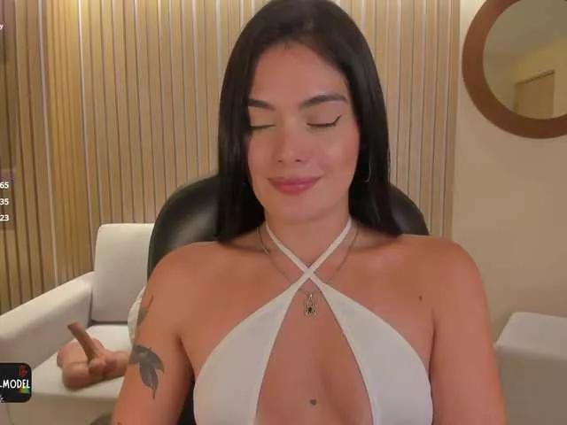 Offline GiaFerrara on BongaCams